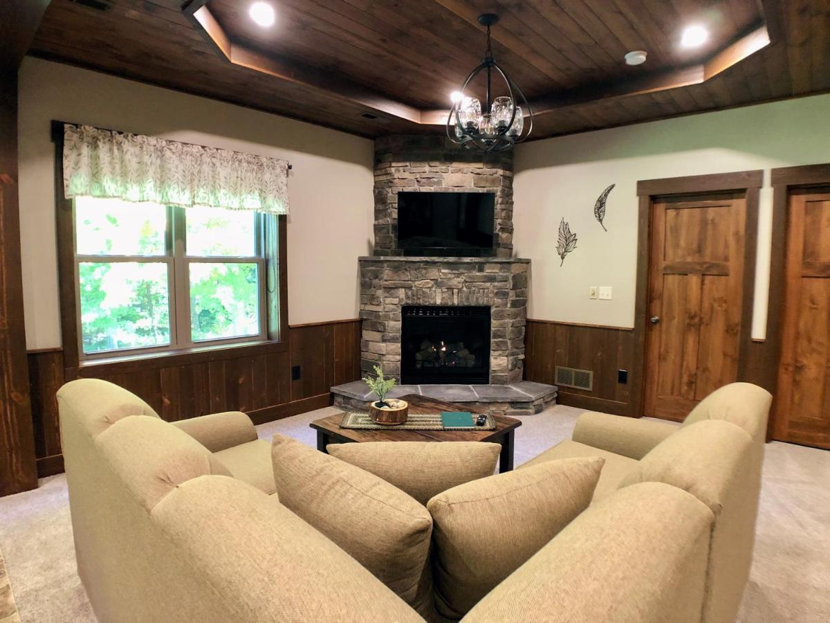 Sojourner's Lodge&Log Cabin Suites Dundee Extérieur photo