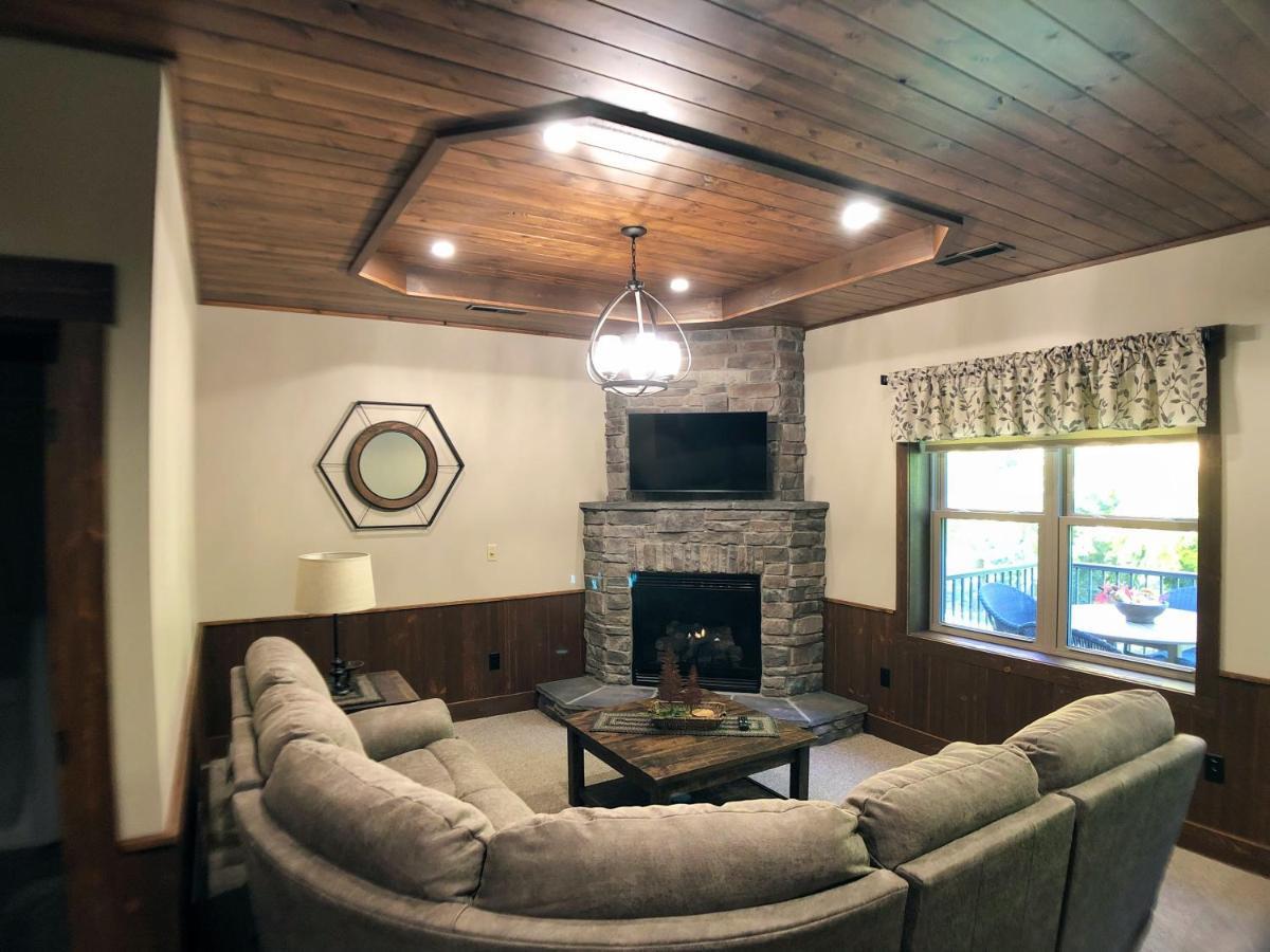 Sojourner's Lodge&Log Cabin Suites Dundee Extérieur photo